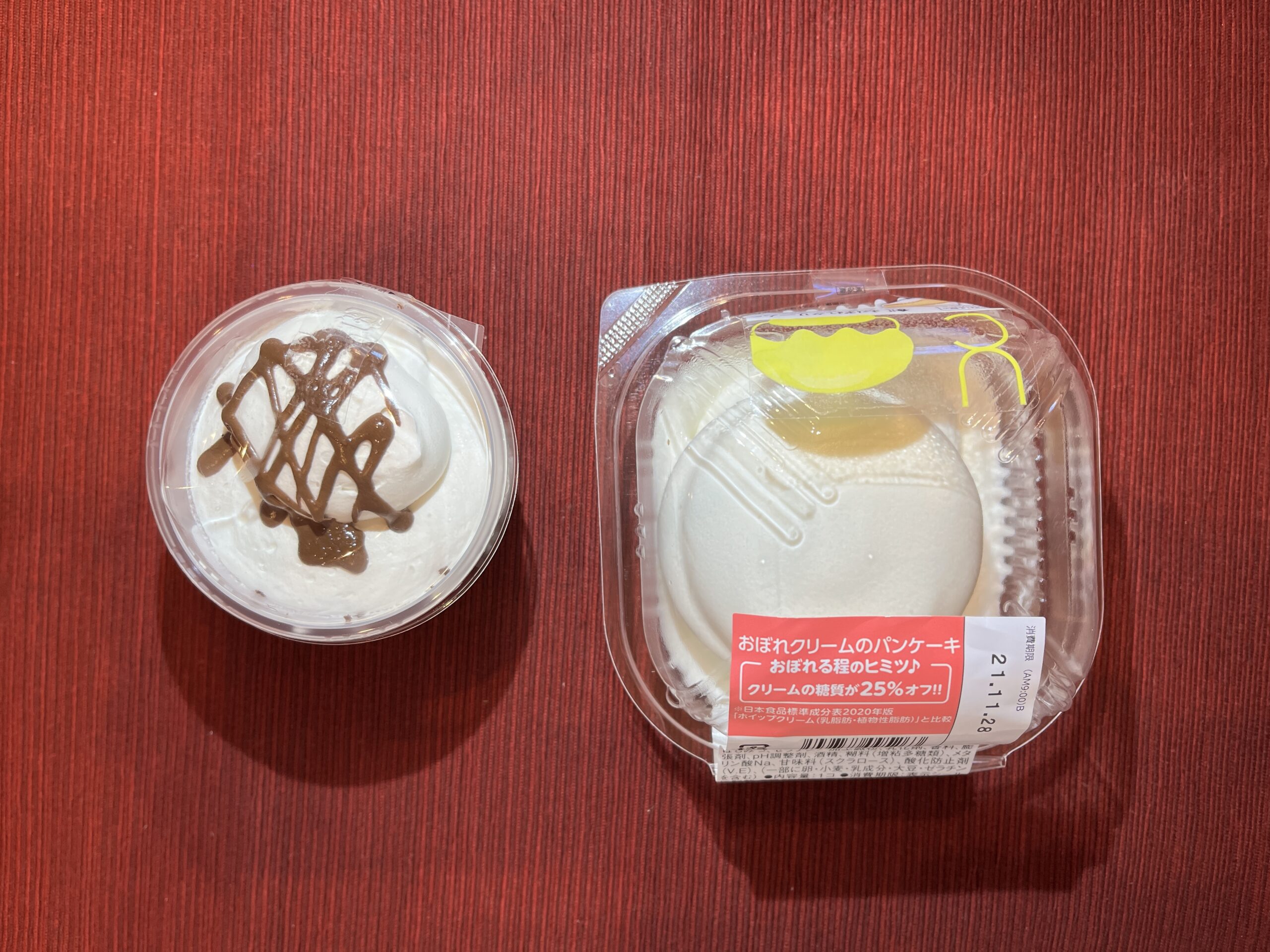 ローソンスイーツ・おぼれクリームのパンケーキ＆チョコブラウニーの食べ比べ
