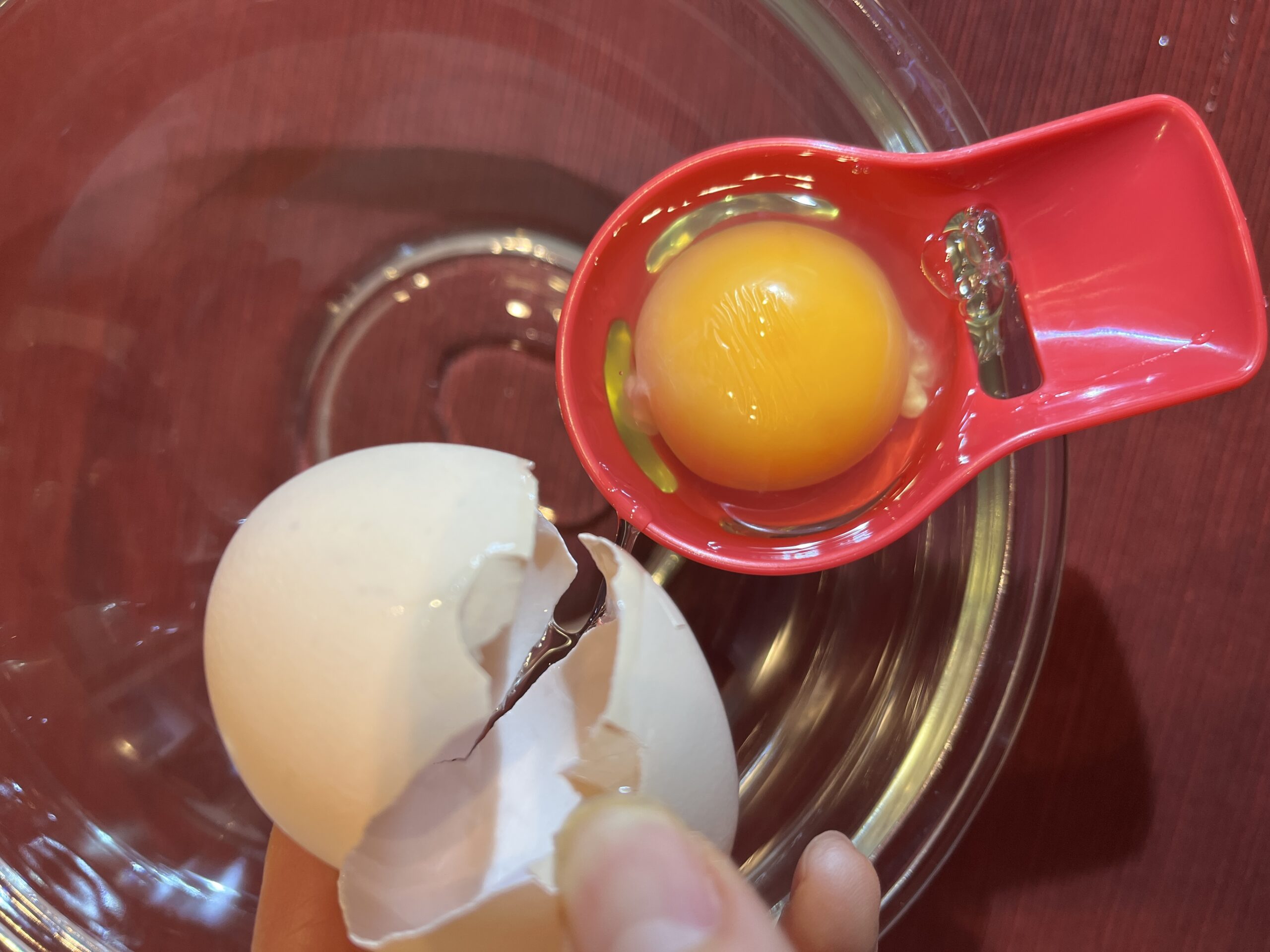 100均エッグセパレーター 卵の黄身白身分け は ニトリはあるの 主婦めせん